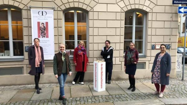 Sie haben den Weihnachtsbriefkasten organisiert: Dorothea Michalk, Franziska Rüpprich, Katrin Leliveld, Heiko Liepack-Arlt, Claudia Liess, Magret Schneider-Lange (v.l.)