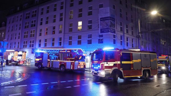 Feuerwehreinsatz auf der Bautzner Straße - Foto: Roland Halkasch