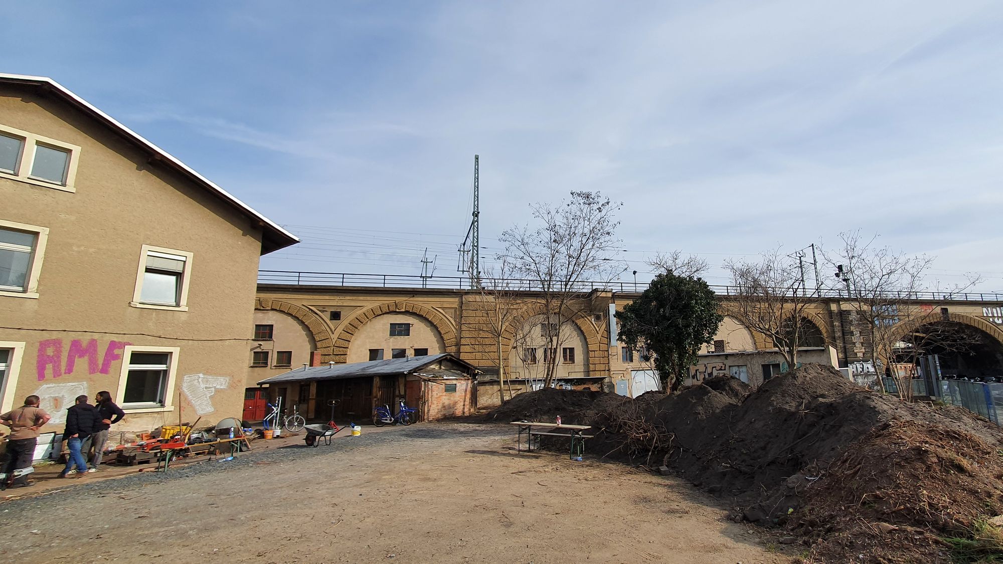 Hier soll ab August ein Biergarten entstehen.