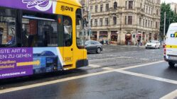 Kürzungen bei Bus, Bahn und Fähren geplant. Foto: Archiv Anton Launer