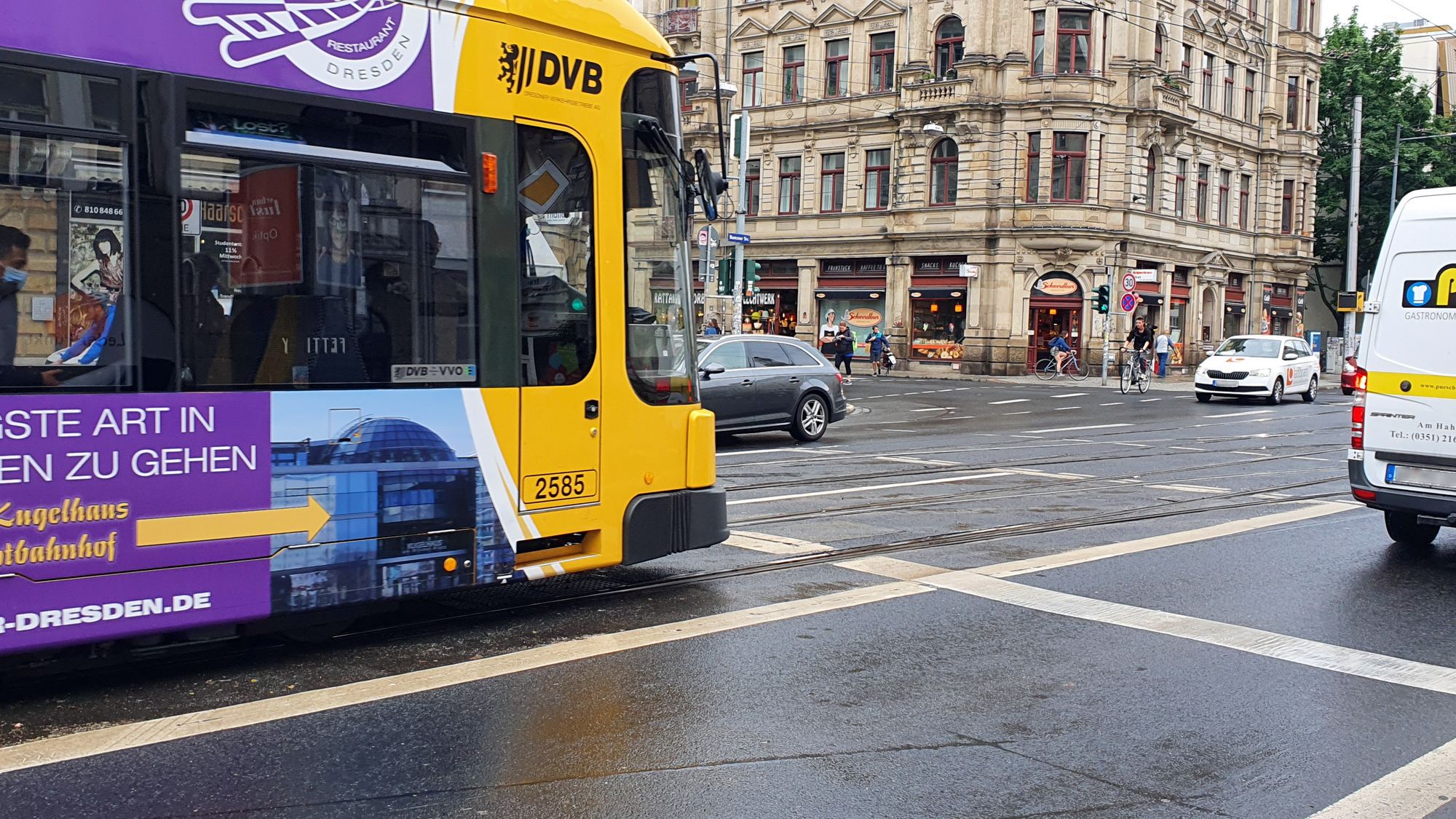 Am Freitag, dem 22. März werden voraussichtlich keine Straßenbahnen fahren. Die DVB werden bestreikt. Foto: Archiv Anton Launer