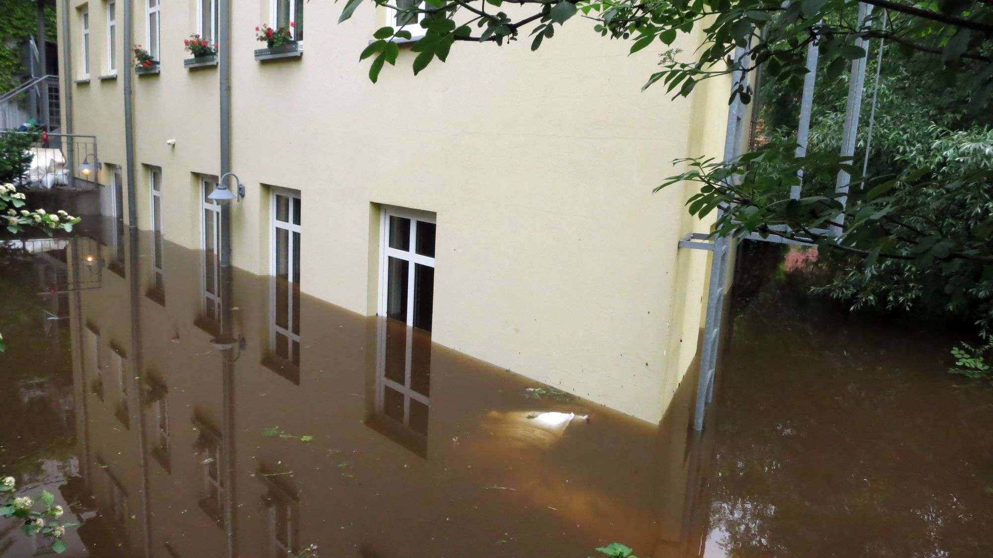 Hinterhaus an der Prießnitzstraße - Foto: Archiv Anton Launer 2013