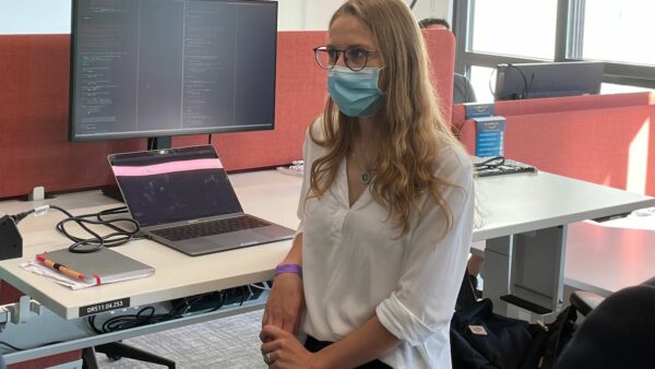 Anastasiia Terenteva hat in Moskau Informatik studiert und war in dieser Zeit bereits zum Praktikum in Dresden. Foto: W. Schenk