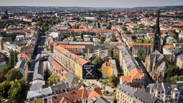 Wahlaufruf an der Hauswand - Foto: Redtower