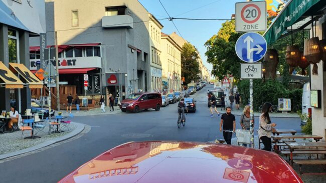 Ab der Alaunstraße gilt jetzt auf der Louisenstraße Tempo 20