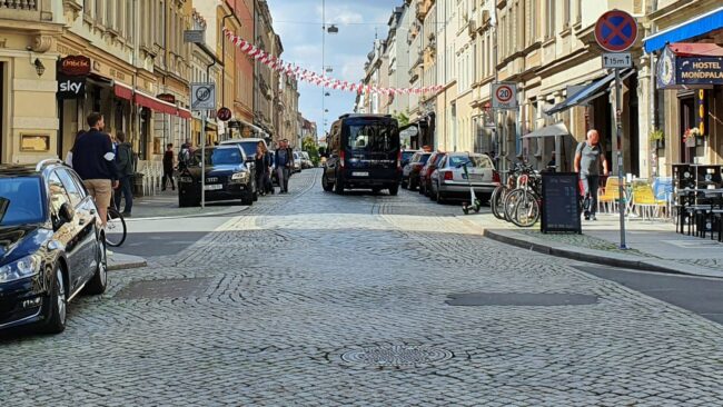 Ab der Kamenzer Straße gilt jetzt auf der Louisenstraße Tempo 20.