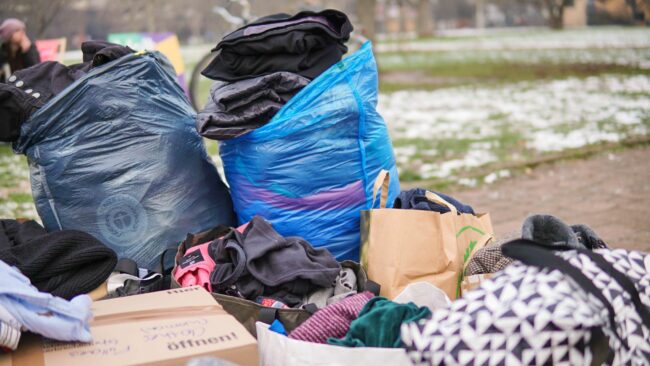 Winterklamottensammlung auf dem Alaunplatz