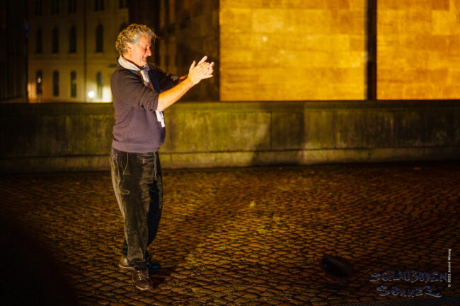 Direktor & Künstlerischer Leiter Helmut Raeder hat hoffentlich auch 2022 wieder viel Grund zum Applaudieren. Foto: André Wirsig