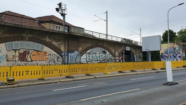 An Hansa- und Großenhainer Straße wird noch gearbeitet.