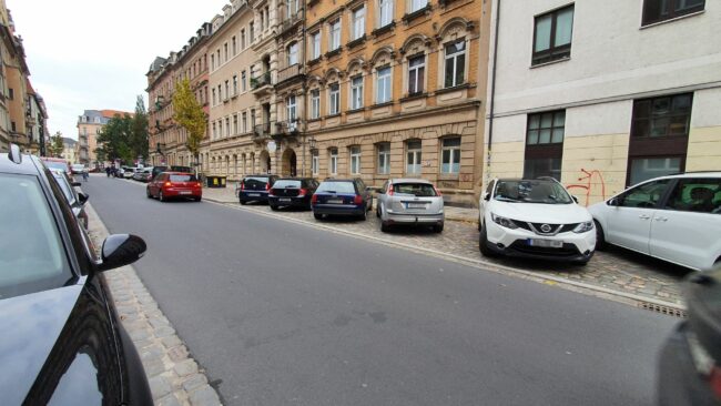 Der Unfall ereignete sich nach Angaben der Polizei zwischen Martin-Luther-Platz und Bautzner Straße. Foto: Archiv Anton Launer