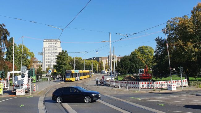 Wird ab Montag saniert, die Haltestelle am Albertplatz.