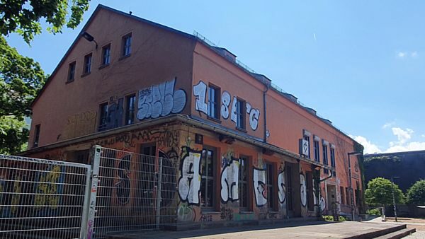 Am Montag beginnt der Umbau der Scheune an der Alaunstraße