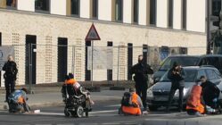 "Letzte Generation" blockiert die Königsbrücker Straße