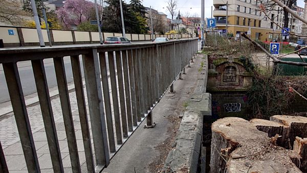 Die Prießnitzbrücke soll erneuert werden.