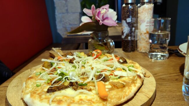 Asiatische Pizza