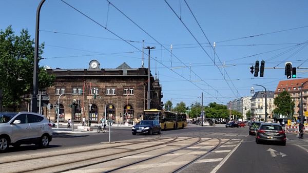 Fahrleitungstausch auf er Antonstraße ab Dienstag.