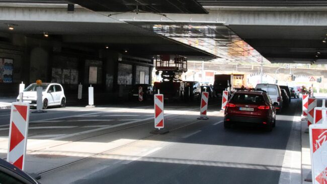 Ab Montag ist wieder freie Fahrt unter der Eisenbahnbrücke der Hansastraße.