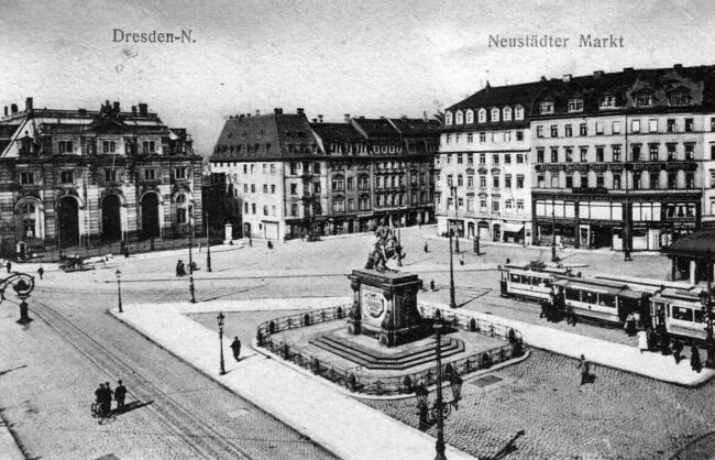 Neustädter Markt, zeitgenössische Postkarte