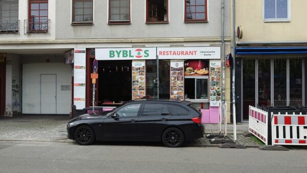 Neu auf der Alaunstraße: Byblos.