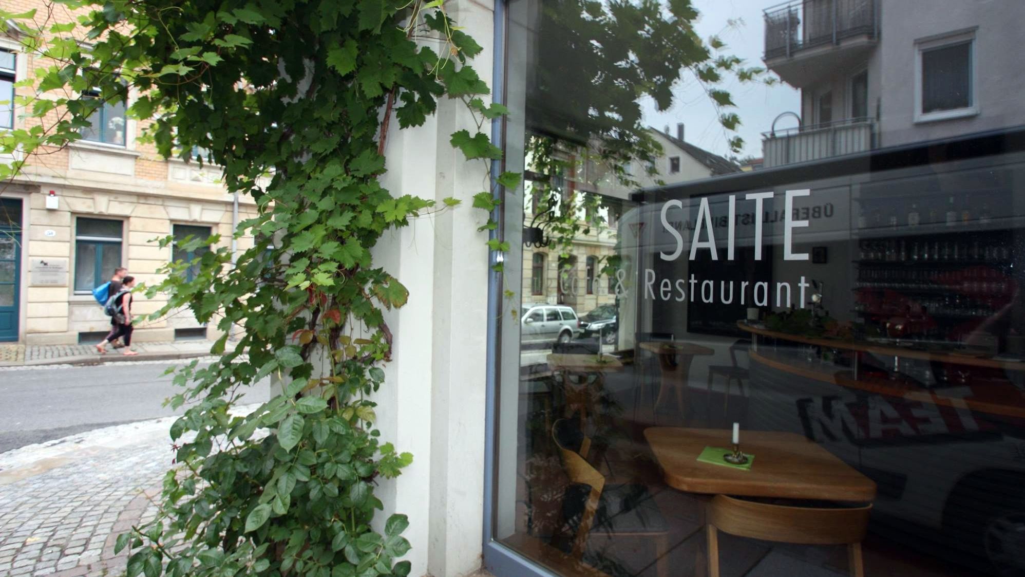 Café Saite in der Seitenstraße. 