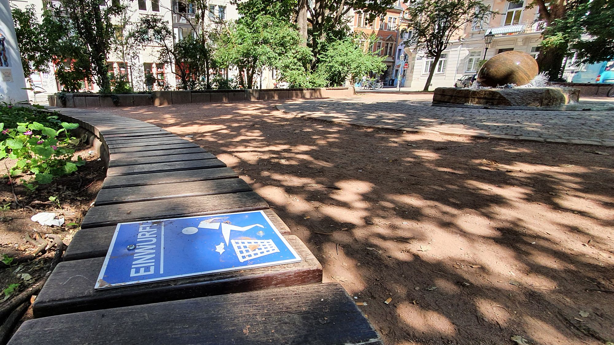 Martin-Luther-Platz im Sommer - Foto: Archiv Anton Launer