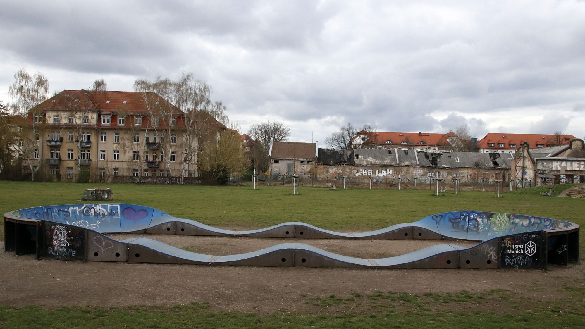 Wenn die neuen Sportflächen errichtet werden, muss der Pumptrack weichen. Foto: Marius Noack