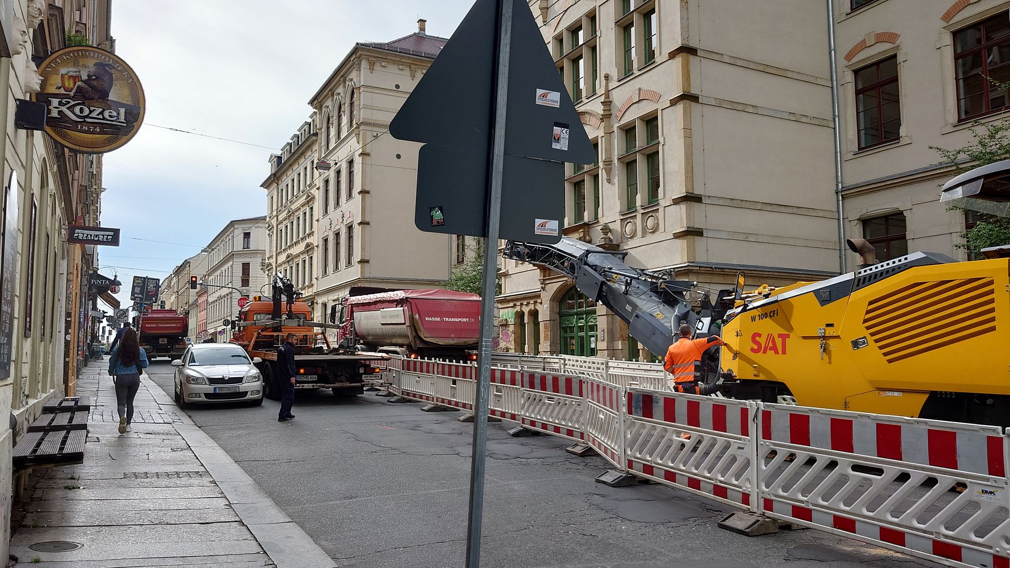 Falschparkende Autos wurden abgeschleppt. Foto: Anton Launer