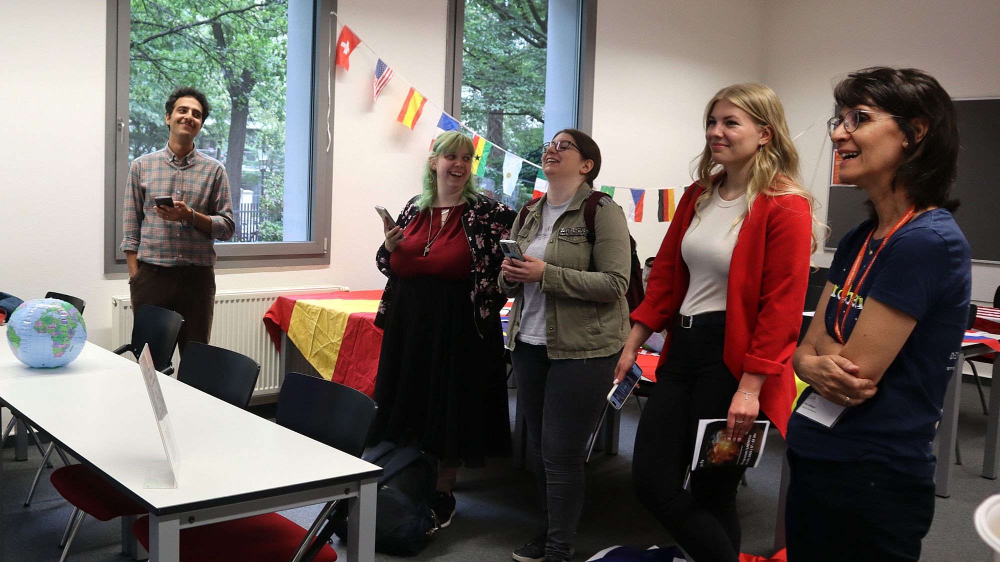 Studierende an der SRH Dresden zur Langen Nacht der Wissenschaft - Foto: SRH Dresden