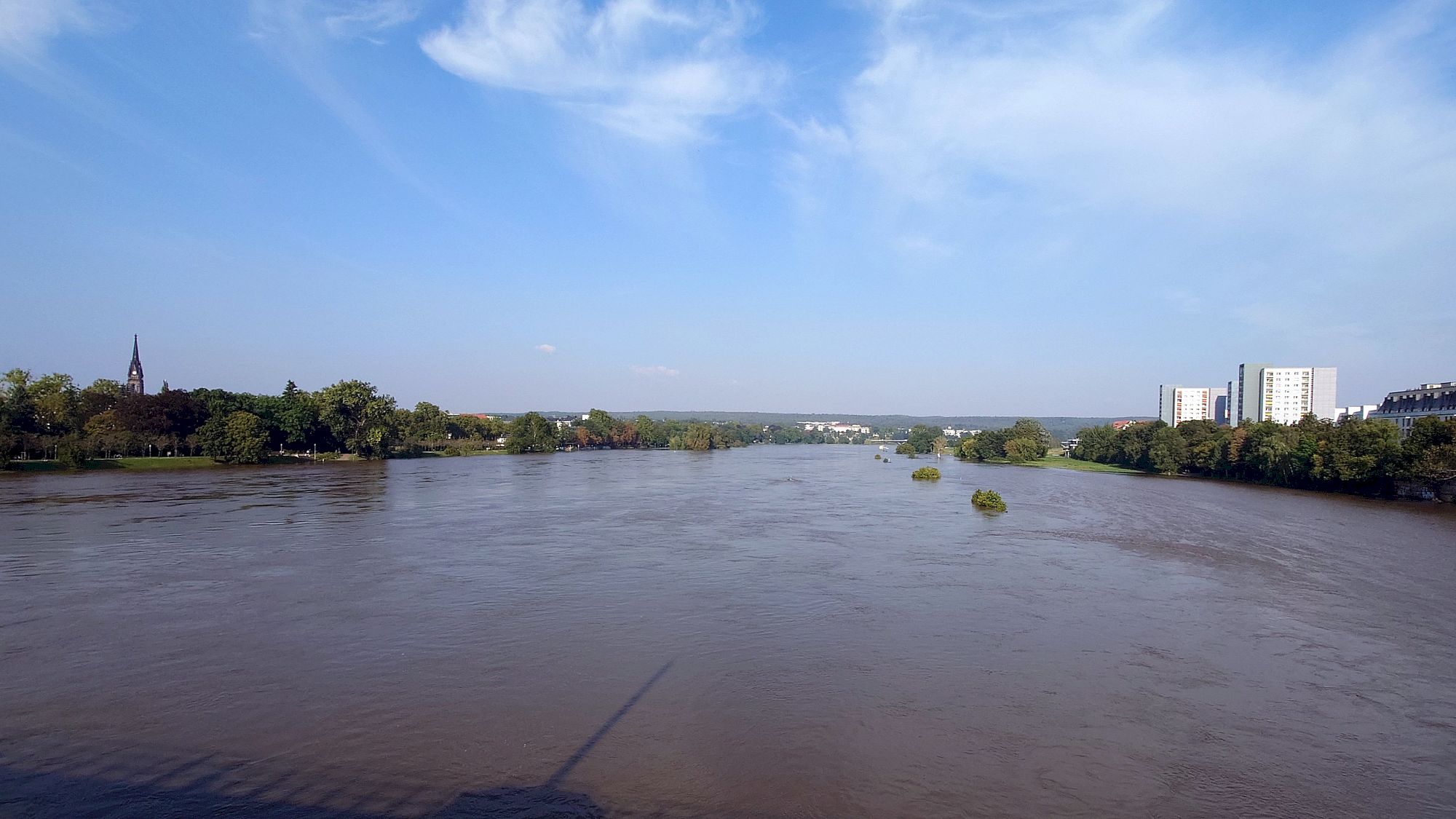 Hochwasser an der Elbe in Dresden - Foto: Anton Launer