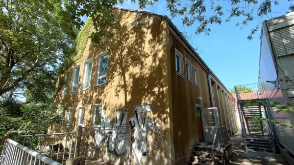 Turnhalle der 30. Grundschule "Am Hechtpark". Foto: Anton Launer