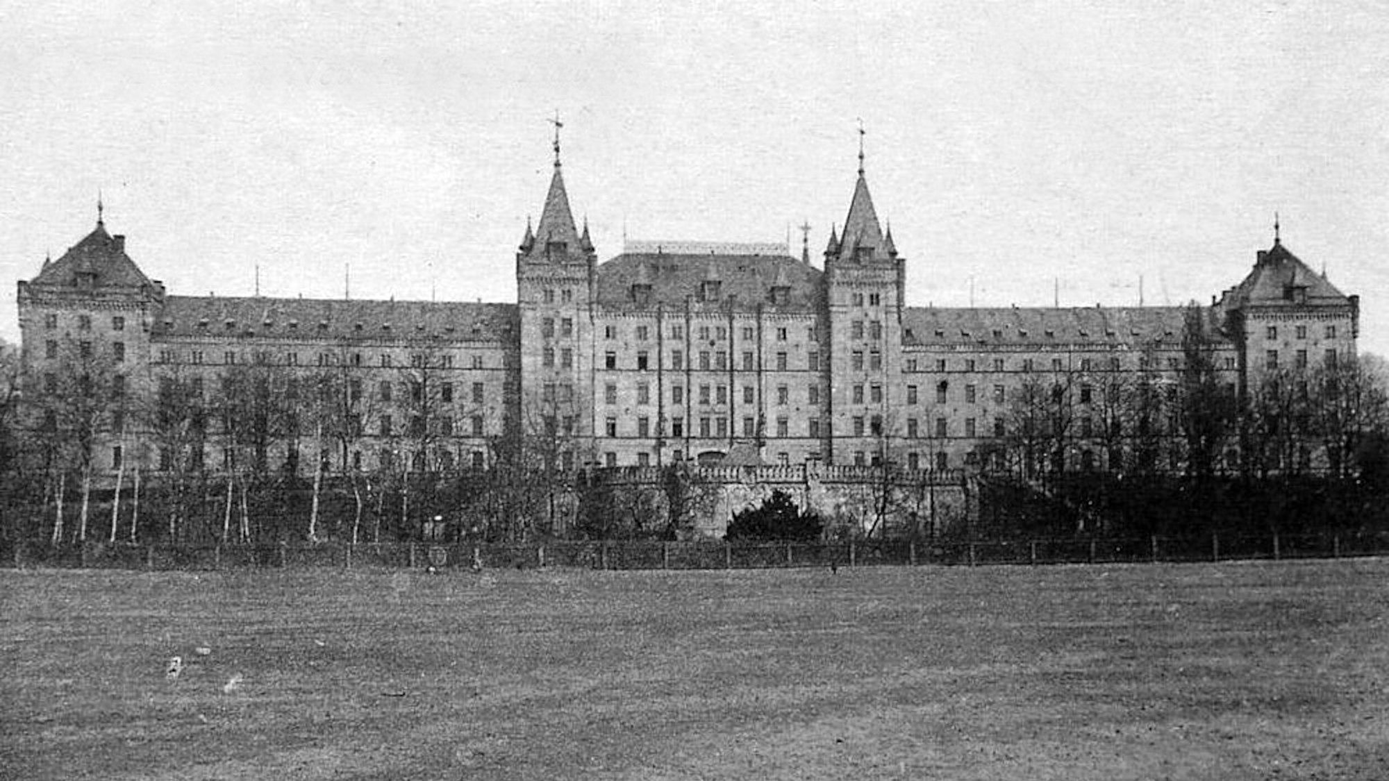 Alaunplatz um 1920 - zeitgenössische Postkarte