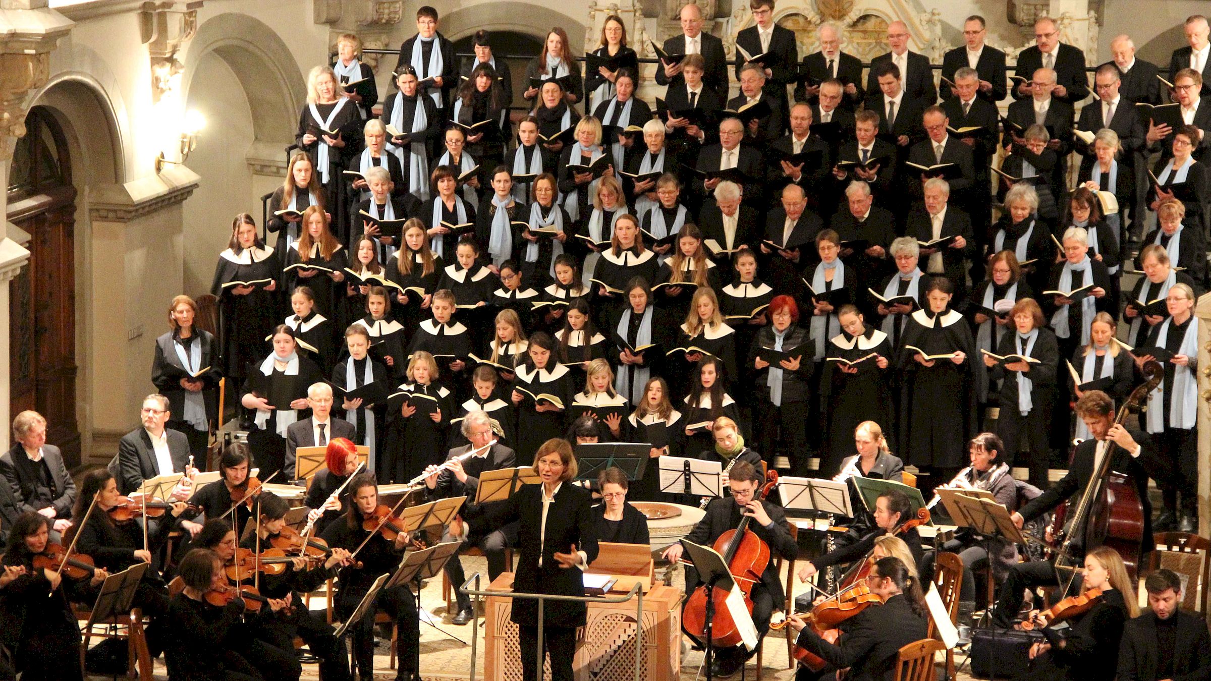 Dresdner Bachchor unter der leitung von Elke Voigt - Foto: Kirchgemeinde