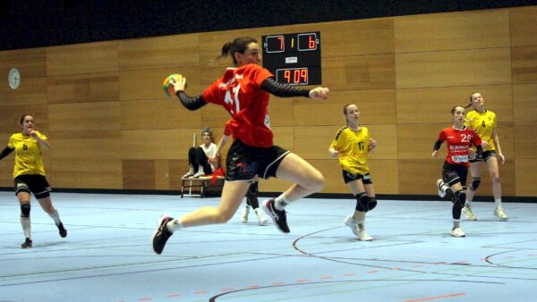 Heimsieg der Handballerinnen - Foto: Sportfreunde01