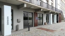 Eingang der Gedenkstätte Bautzner Straße. Foto: Archiv Anton Launer