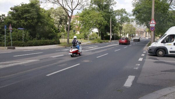 An der Hain-, Ecke Theresienstraße soll eine Ampel errichtet werden. Foto: Anton Launer