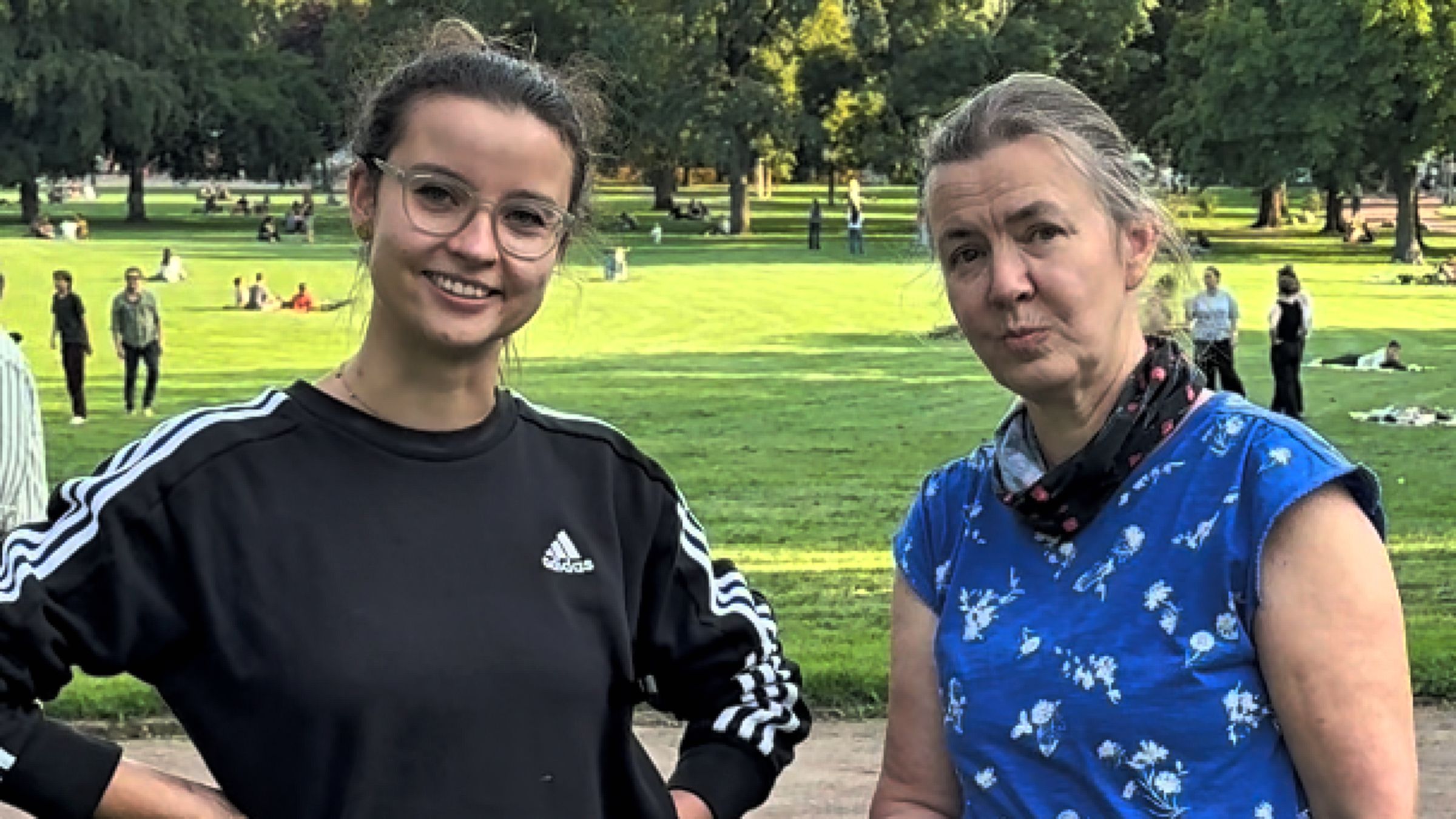 Anne Herpertz und Rita Kunert. Screenshot aus dem Aufruf zum Spendenlauf. 
