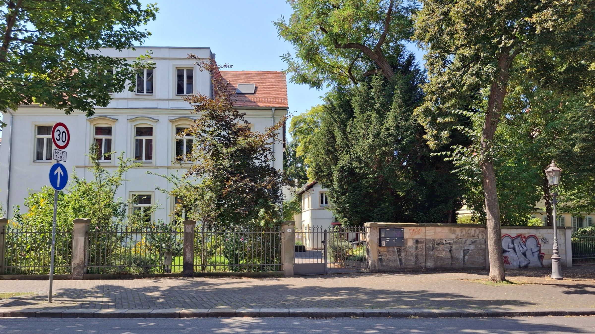 In der Glacisstraße Nummer 9 befand sich einst ein Laboratorium, hier wurde auch Bier analysiert. Foto: Heinz Kulb.