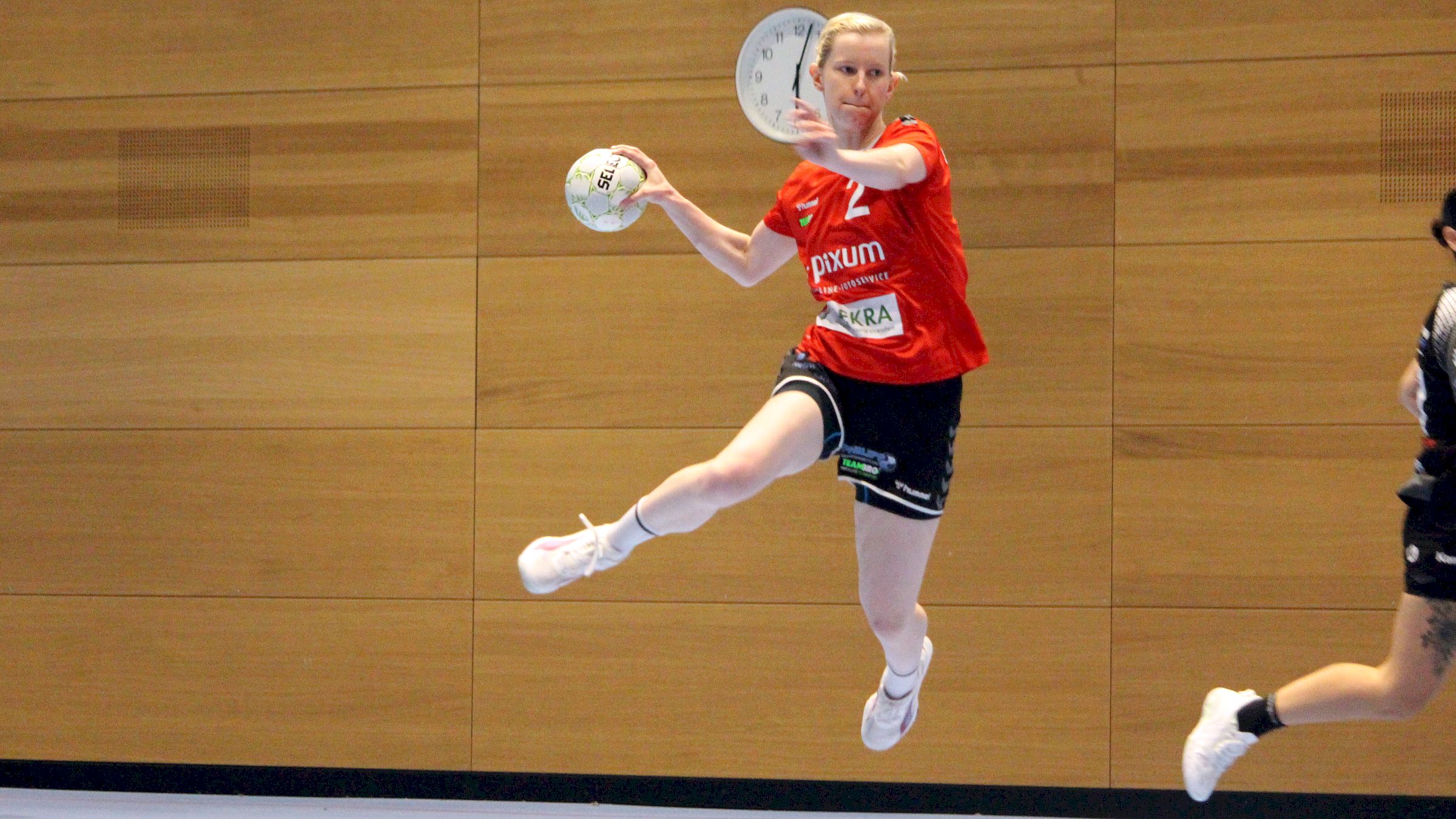 Mit vier Toren war Jennifer Lippmann eine der erfolgreichsten Werferinnen im Match gegen Riesa. Foto: Sporties