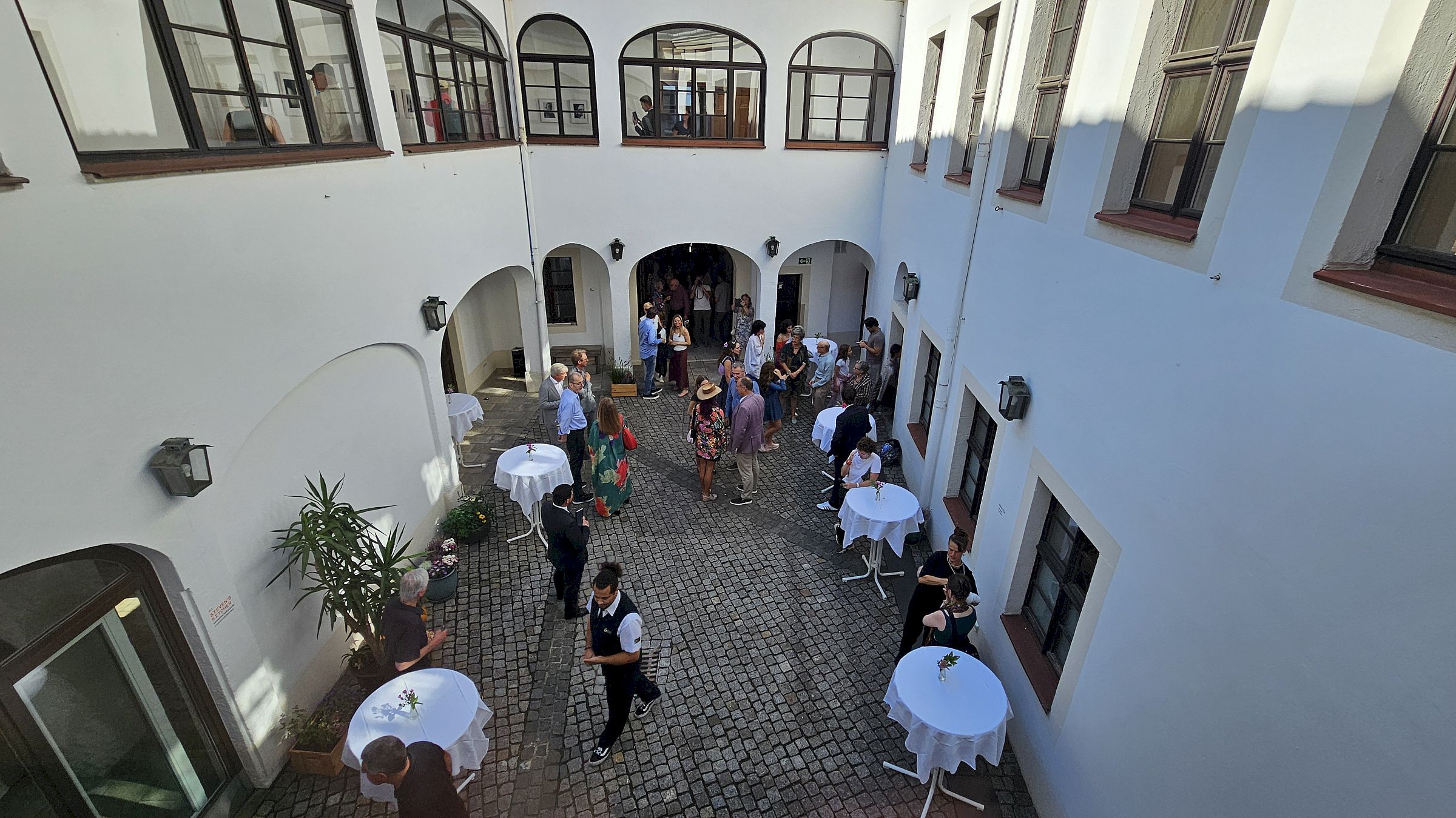 Innenhof des Haus der Brücke - Foto: Anton Launer