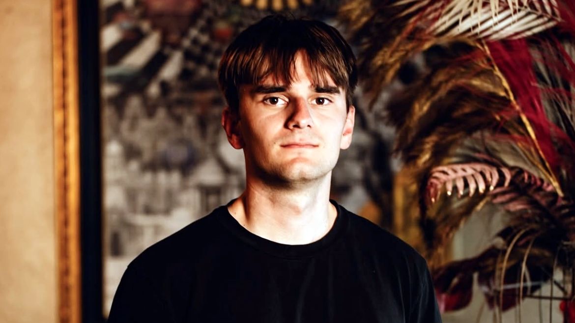 Mattis Richter stellt im Café Europa aus. 