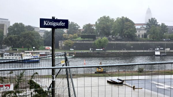 Aktueller Zustand: Königsufer ohne Brücke - Foto: Anton Launer