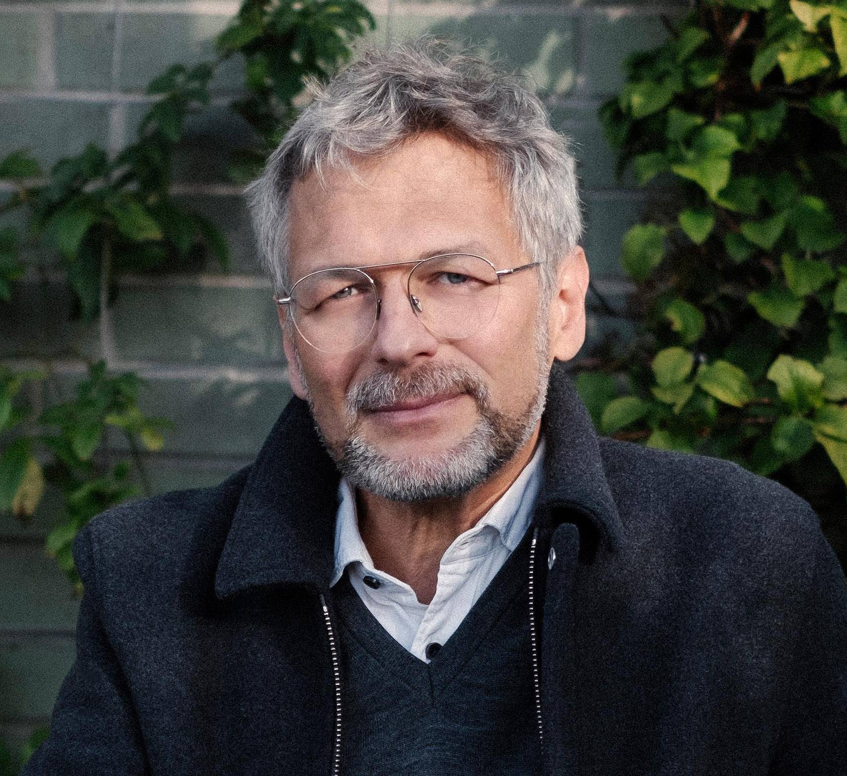 Volker Weiß liest zur extremen Rechten in der Schauburg - Foto: Klett-Cotta/Maximilian Gödecke