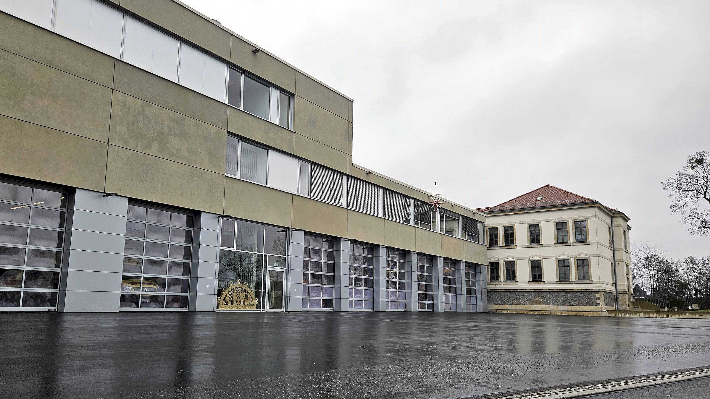 An der Fabricestraße befindet sich die Feuerwache Albertstadt. Foto: Anton Launer