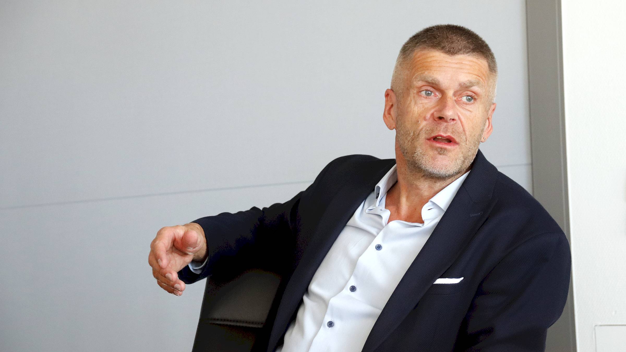 Vorstand Arbeitswelt und Fahrbetrieb Lars Seiffert - Foto: Anton Launer