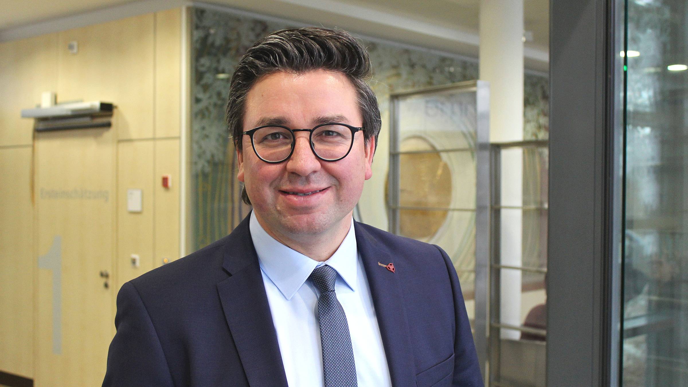 Geschäftsführer des Diakonissenkrankenhauses Dresden Hasan Akgün - Foto: Victor Franke