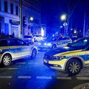 Mit Bereitschaftspolizeieinsätzen setzt die Polizei an den Wochenenden vermehrt auf Präsenz und Kontrollen. - Foto: Florian Varga