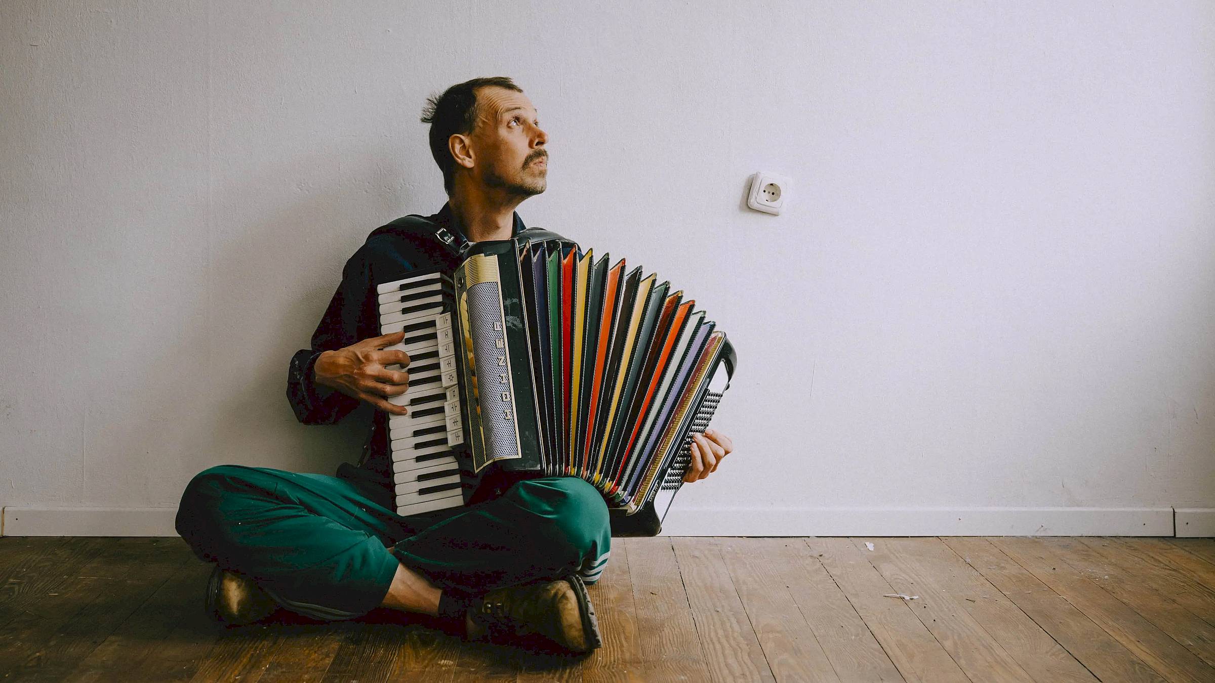 Maxi Pongratz mit Akkordeon - Foto: PR