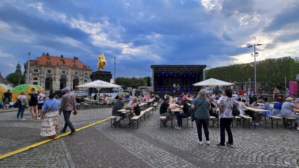 Frühlingsfest am Goldenen Reiter 2025 - Foto: Archiv Anton Launer
