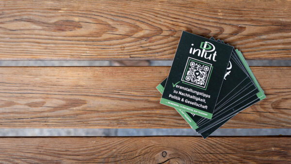 Sticker von input_DD. Foto: Sebastian Diehl