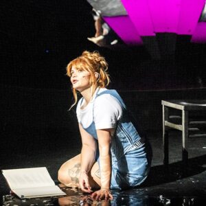 BERLINER ENSEMBLE: "Pick me Girls" von und mit Sophie Passmann, Regie: Christina Tscharyiski